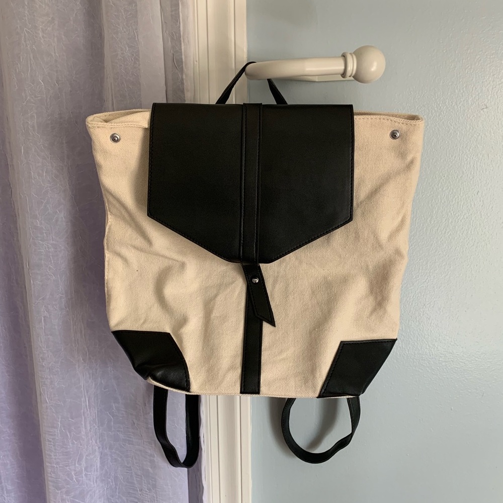 Deux Lux Demi Backpack - Picture 5 of 6
